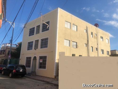 VENDO EDIFICIO DE 3 NIVELES DE 18 APARTAMENTOS PROXIMO A MEGACENTRO POR LA SAN VICENTE