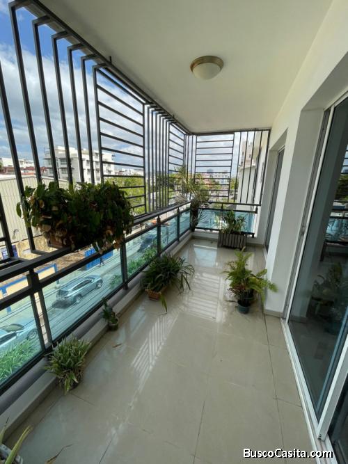 Vendo Hermoso PENTHOUSE en El Millón con 4 Habitaciones 