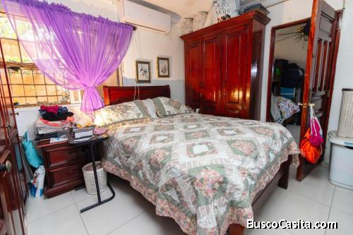 VENDO APARTAMENTO EN LA URB TROPICAL, AV,INDEPENDENCIA
