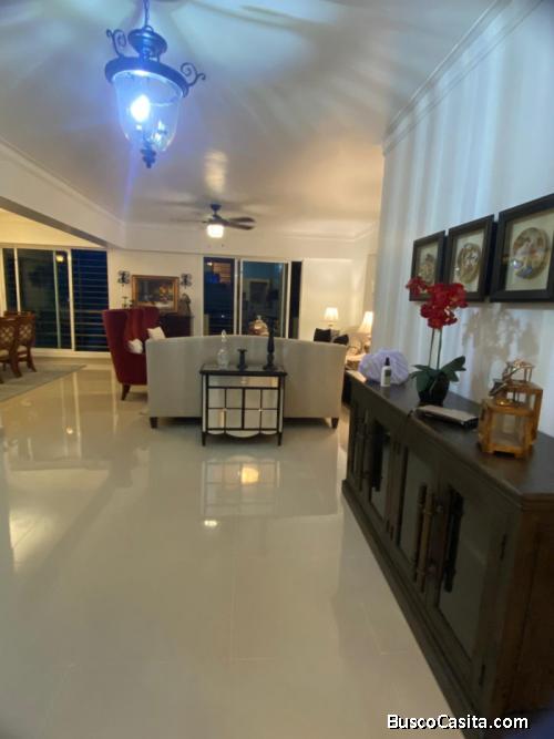 En Alquiler Apartamento Amueblado En Renacimiento.; Idi: 115493