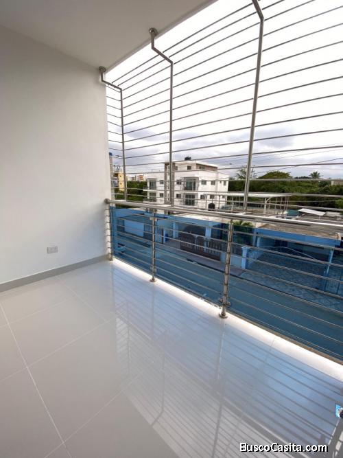 Venta De Apartamento Con Azotea En Los Alamos, Santiago; Idi: 126776