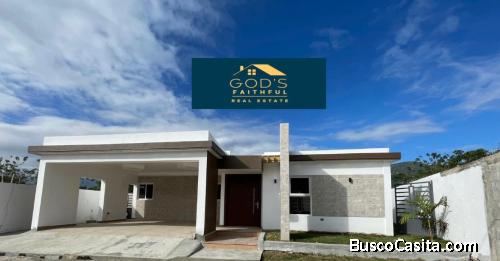 CASA AMPLIA DE VENTA EN BONAO