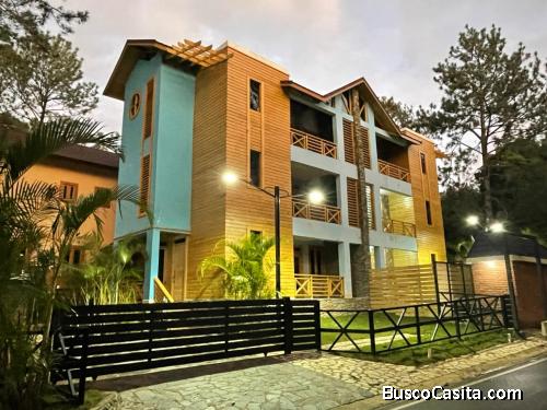 Hermoso Townhouse en Buena Vista, Jarabacoa