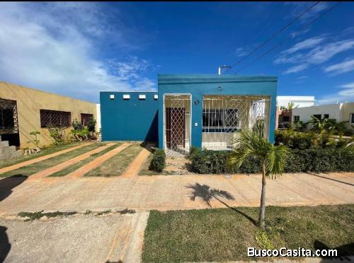Se vende Casa En Residencial Cerrado Quinta Don Felix Gil primera etapa próximo a  Romana Del Oeste