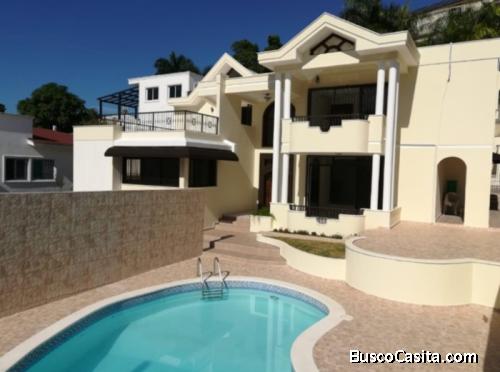 Casa Con Piscina  En Alquiler En Colinas Del Seminario; Idi: 126796