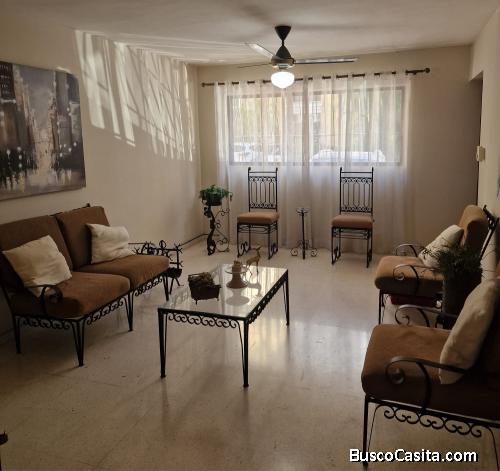 Alquilo Apartamento amueblado de 2 habitaciones en primer piso, ubicado en La Esperilla 