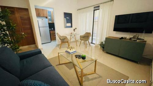 Apartamento en Alquiler El Exclusivo Sector de Piantini Totalmente Amueblado  