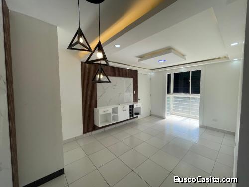 Apartamento en Venta en Santo Domingo Norte 2do Piso Res Colinas del Rio Buenas Vista 1era