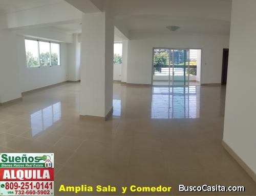 Apartamento en Renta de 285 m2 en una Torre en los Cerros de Gurabo, Stg Rep Dom. 