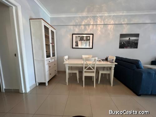 En Venta Apartamento de 2 pisos con 200mts en Miramar, Distrito Nacional,