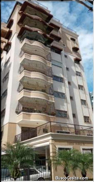 VENDO APARTAMENTO EN BELLA VISTA EN TORRE
