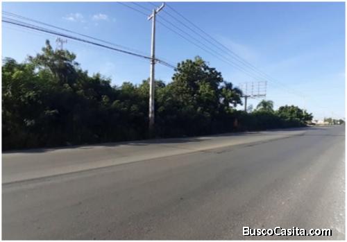 SOLAR  3,100 Mts.2 en EL Km. 7,  Carretera  ROMANA – SAN PEDRO DE MACORIS