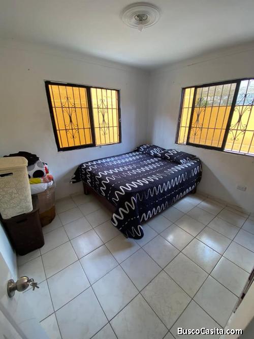 VENDO CASA EN VISTA HERMOSA DE UN NIVEL