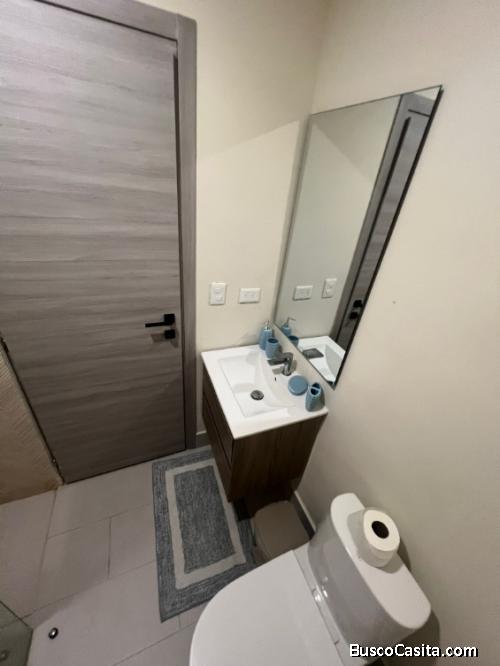 En Alquiler Apartamentos Amueblados en Panorama Lake Vista Cana
