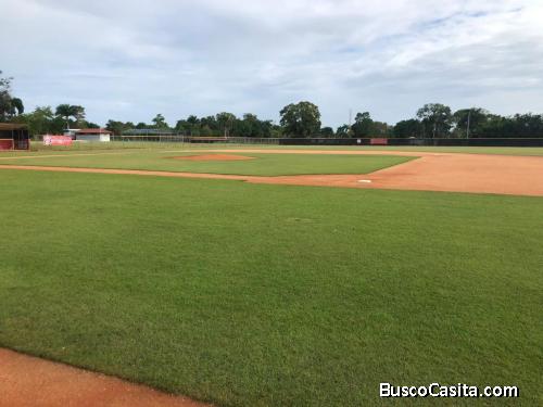 CAMPO DE BEISBOL DE VENTA EN SANTO DOMINGO