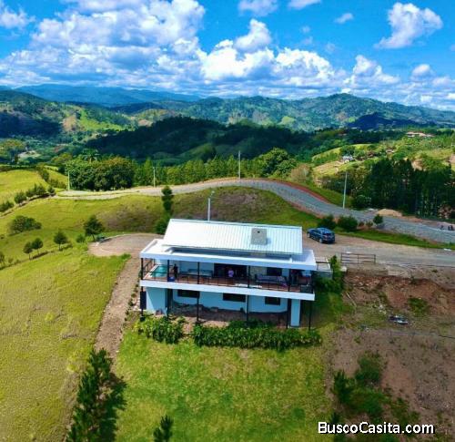 VILLA DE VENTA EN JARABACOA
