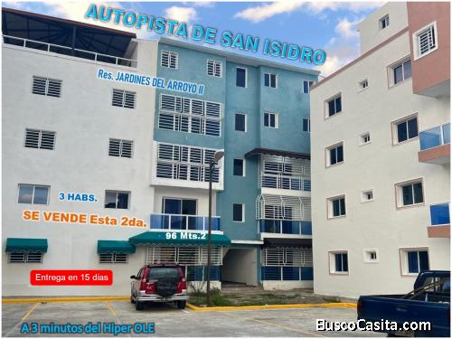 Vendo 1 APTO en Proyecto de la Aut.  de San Isidro, a 3 minutos del BRAVO y a 2 minutos de la BOMBA 