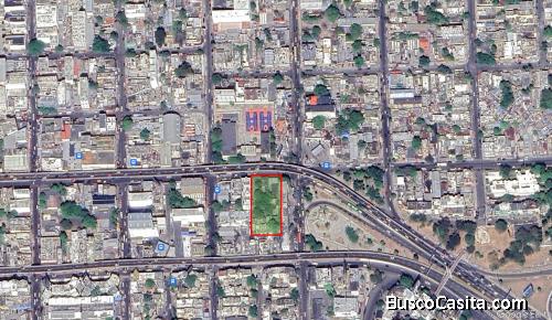 **AV. 27 de FEBRERO ** En Venta Solar  Local Comercial en Punto estratégico del país. 