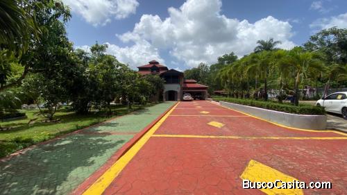 VILLA DE VENTA EN BONAO, AMPLIO TERENO