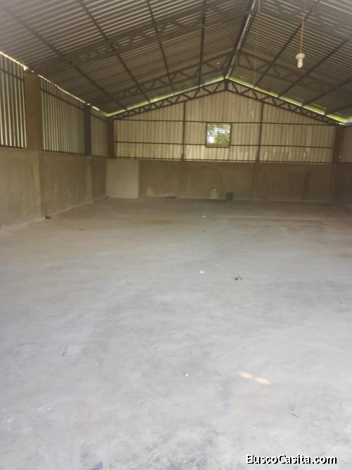 Nave Industrial en Alquiler en La Guayiga, Pedro Brand