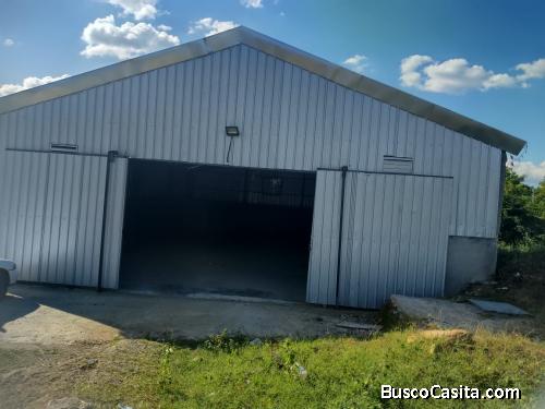 Nave Industrial en Alquiler