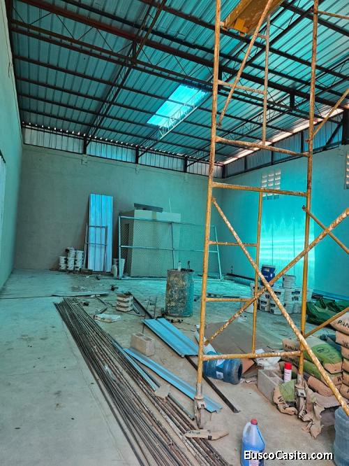 Arriendo Nave de 150 m2 próximo Autopista Duarte