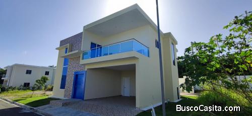 1544- CASA EN VILLAS DEL MAR II, PUERTO PLATA 