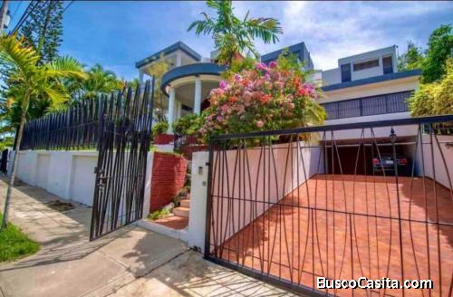6205- VILLA EN CERRO HERMOSO, STGO. 