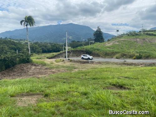 SOLAR DE VENTA EN EXCLUSIVO PROYECTO DE JARABACOA