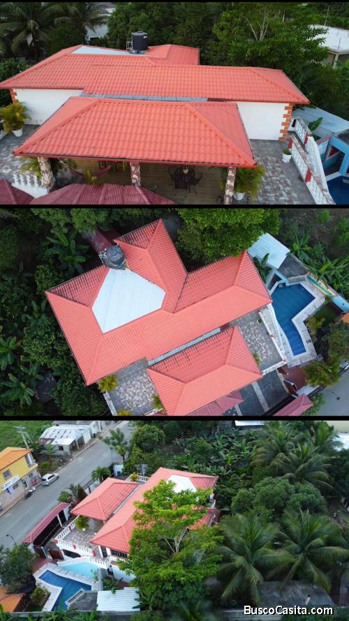 VILLA DE VENTA EN BONAO