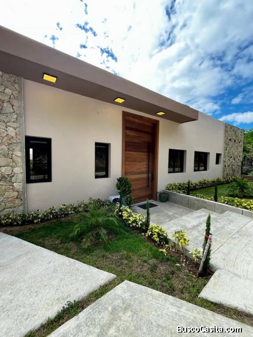 VILLA MODERNA DE VENTA EN JARABACOA