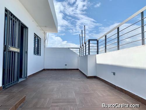 Apartamento con Terraza Privada en Venta en el Millon