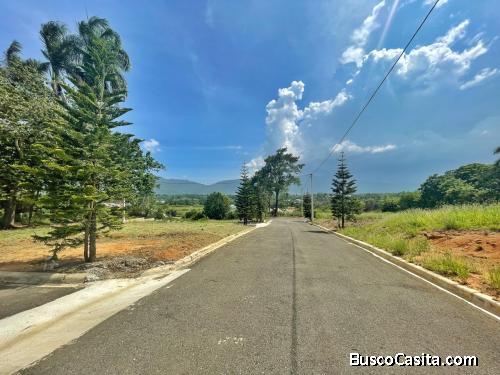SOLAR DE VENTA EN EXCLUSIVO PROYECTO DE JARABACOA