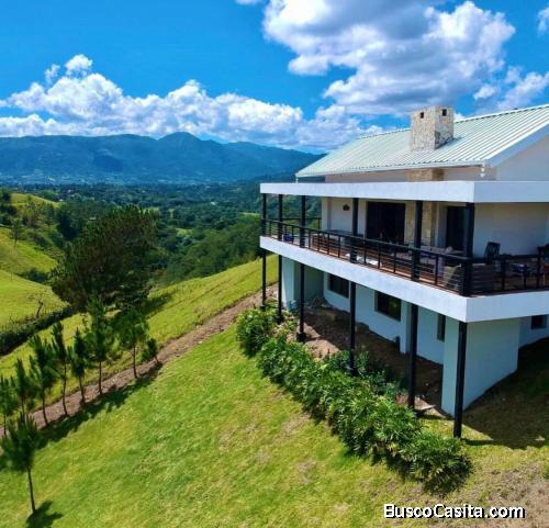VILLA DE VENTA EN JARABACOA