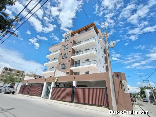 Compra, Venta en Casas  Villas, Apartamento en Santo Domingo Este