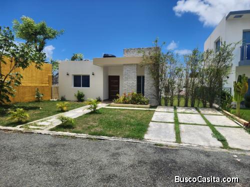 En renta, alquiler Inmuebles, viviendas 3 Baños 2 Parqueos Amueblada en Brisa Punta Cana