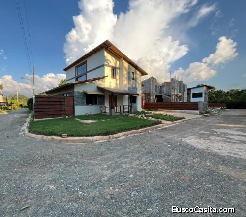 VILLA DE VENTA EN JARABACOA
