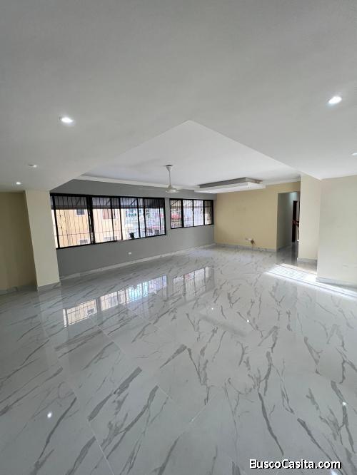 Alquilo Apartamento en Evaristo Morales, 3 Hab