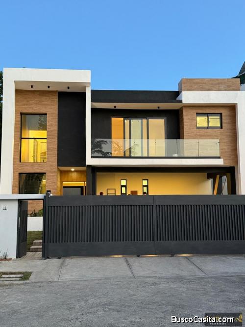 CASA DE LUJO DE VENTA EN SANTIAGO