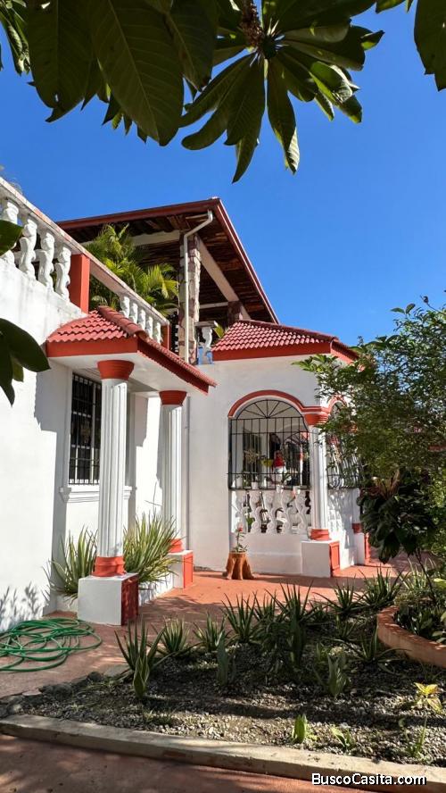 CASA DOBLE DE VENTA EN BONAO