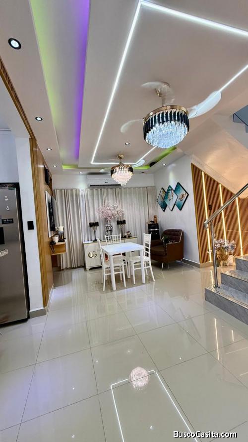 PENTHOUSE AMPLIO DE VENTA EN BONAO