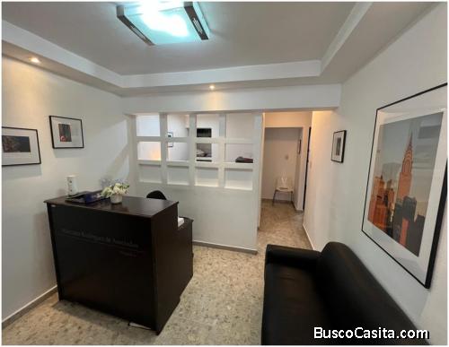 ALQUILO LOCAL DE OFICINAS, ENS. NACO, 3 OFICINAS, RECEPCION, 74 Mts.2, 3er. NIVEL, con el mejor prec