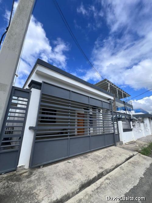 Casa en Venta en Urb Real, Santiago