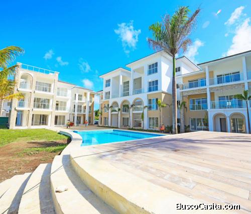 Apartamento listo en  la misma entrada de cana Rock amueblado con piscina y acceso a la playa