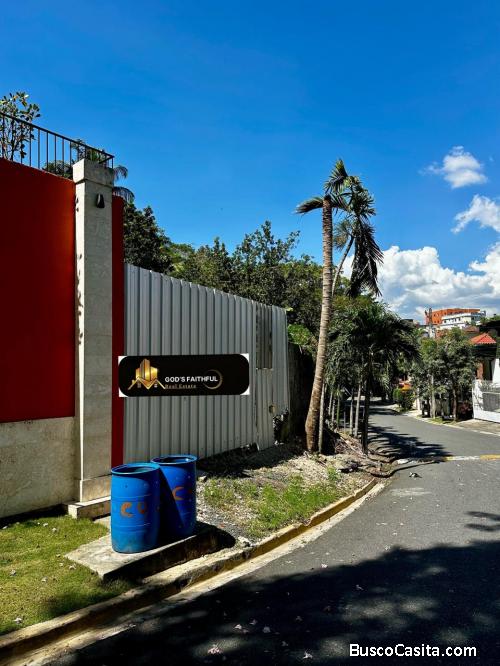 SOLAR DE 409 MTR DE VENTA EN LOS RIOS SANTO DOMINGO