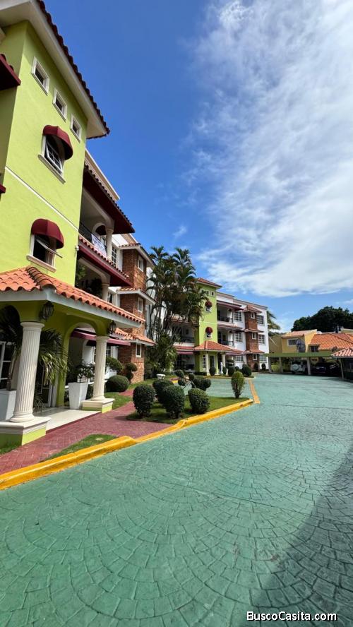 AMPLIO APARTAMENTO DE VENTA EN BONAO