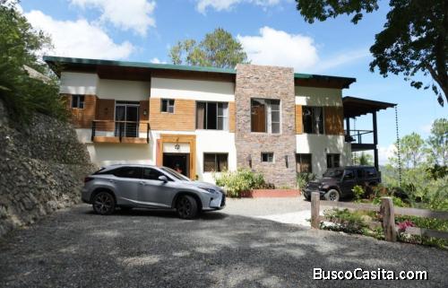 VILLA MODERNA DE VENTA EN JARABACOA