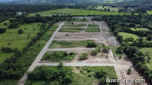SOLARES DE VENTA EN HERMOSO PROYECTO DE BONAO