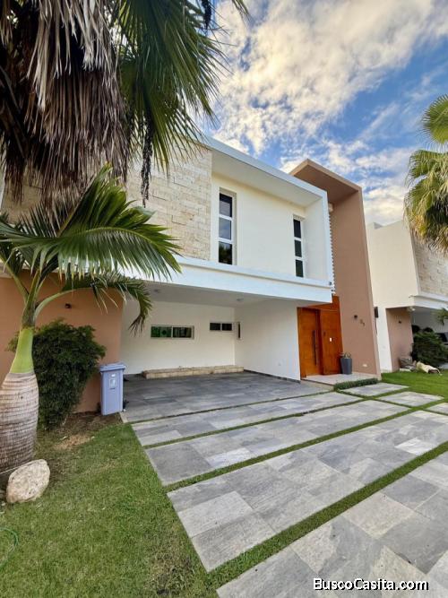 Casa en Renta en Gurabo, Santiago