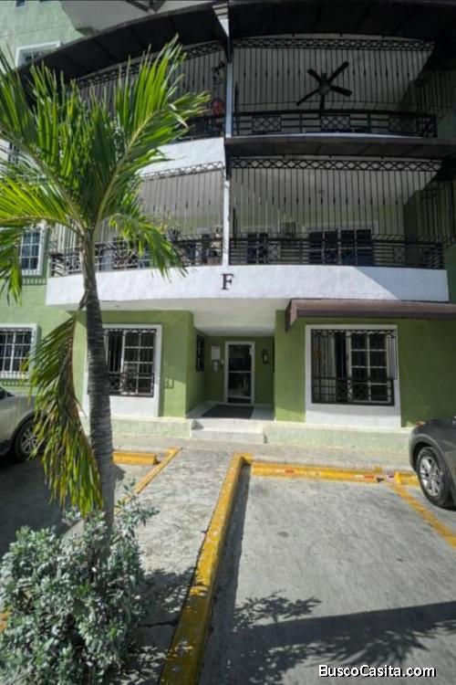 APARTAMENTO EN ALQUILER – 4TO PISO EN PRADERA TROPICAL, AUT. SAN ISIDRO